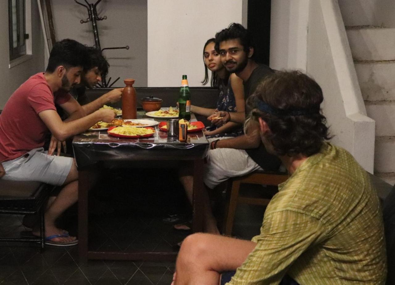 Piggy Hostel Varkala Esterno foto